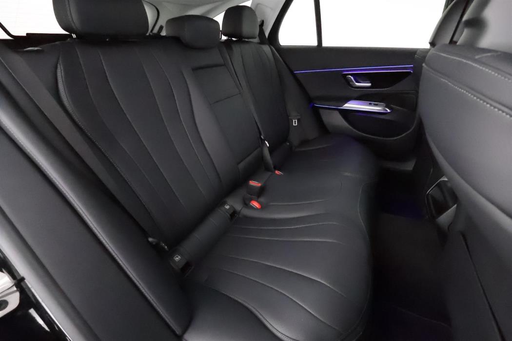 Mercedes-Benz E 2025