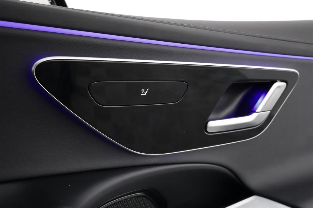 Mercedes-Benz E 2025