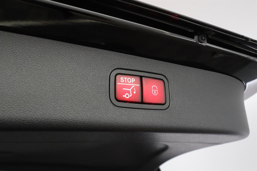 Mercedes-Benz E 2025