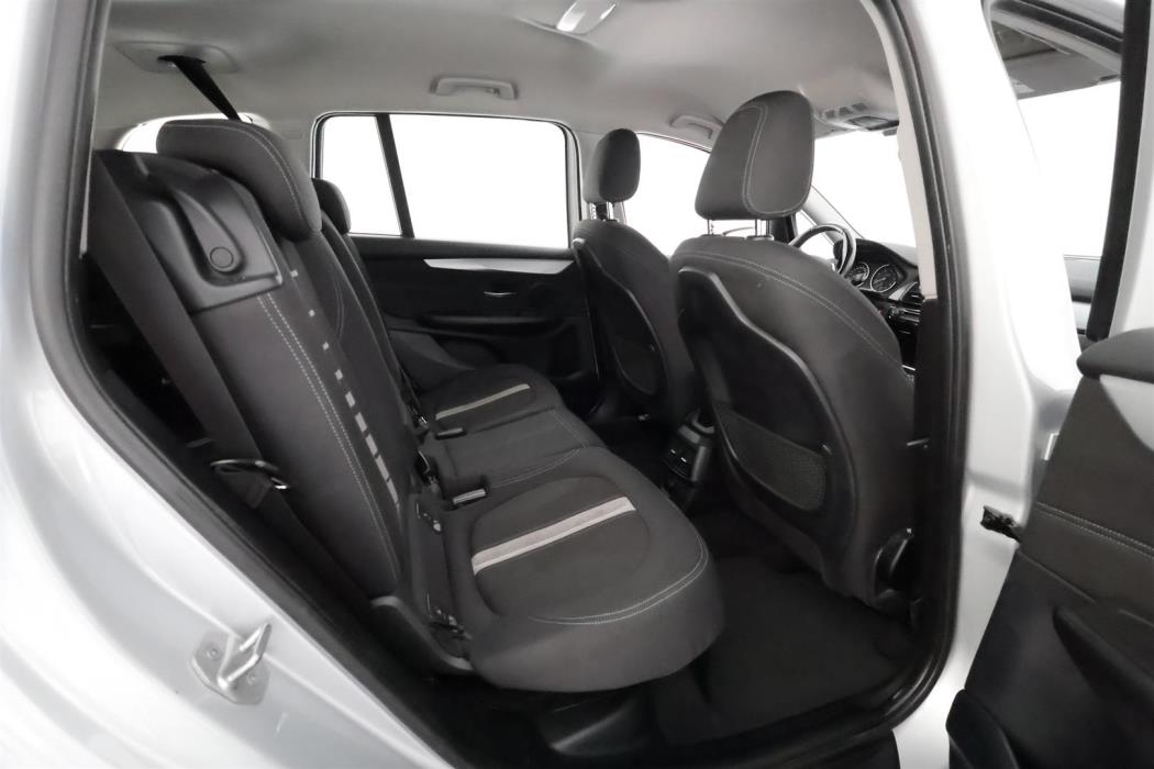 BMW 218 2016