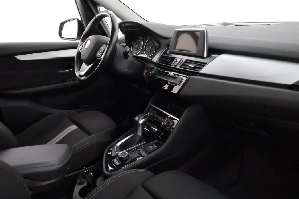 BMW 218 2016