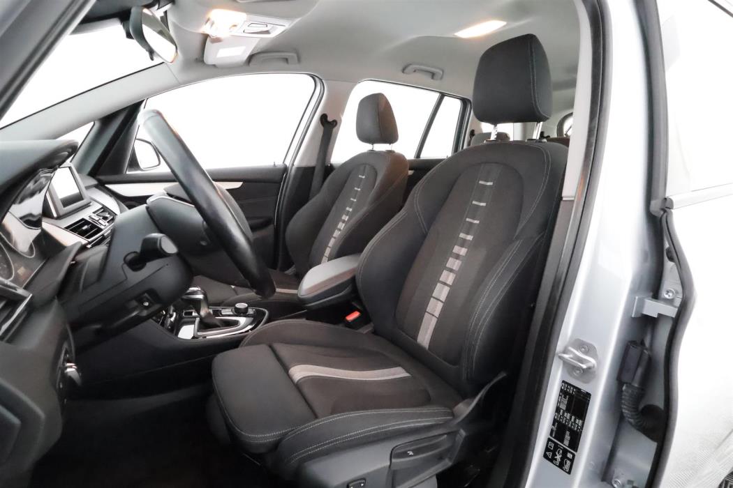 BMW 218 2016