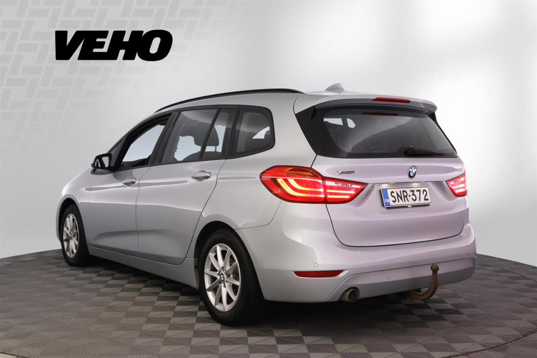 BMW 218 2016