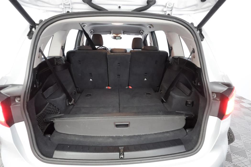 BMW 218 2016