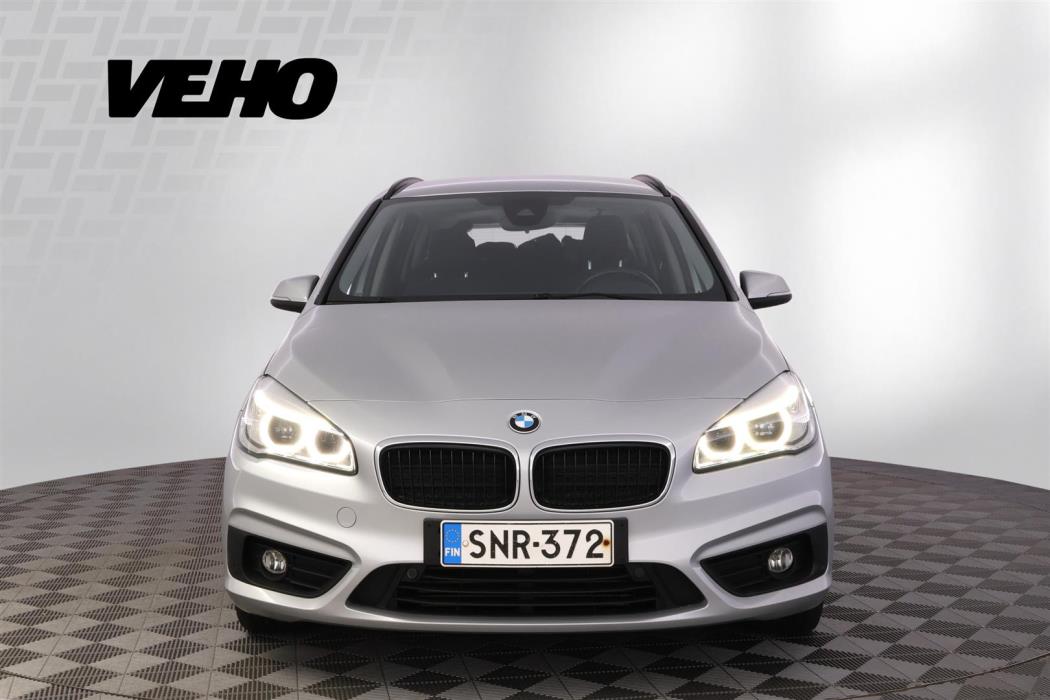 BMW 218 2016