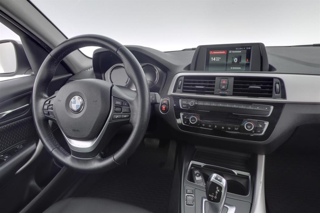 BMW 118 2018
