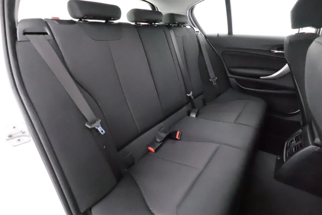BMW 118 2018