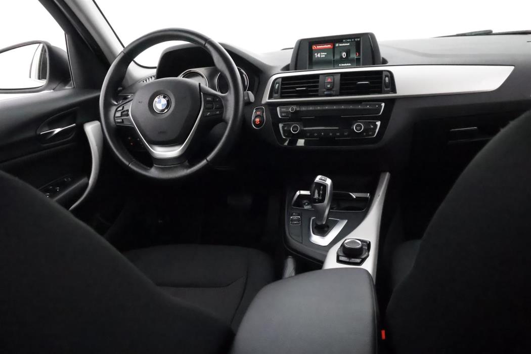 BMW 118 2018