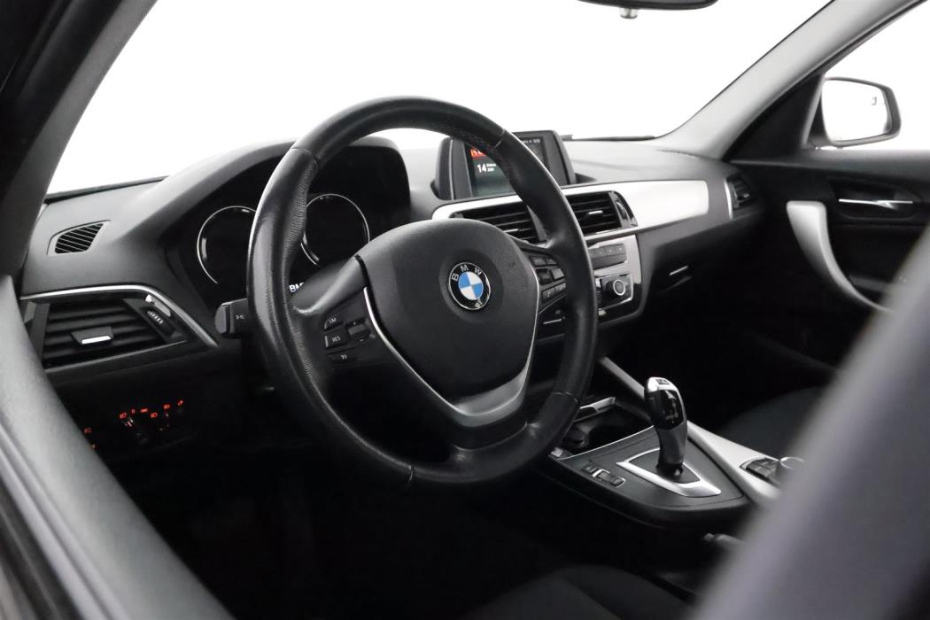 BMW 118 2018