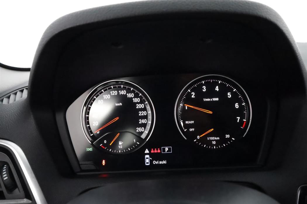 BMW 118 2018