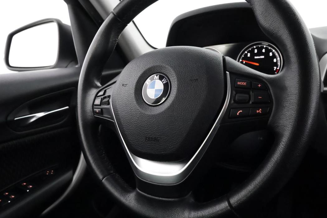 BMW 118 2018
