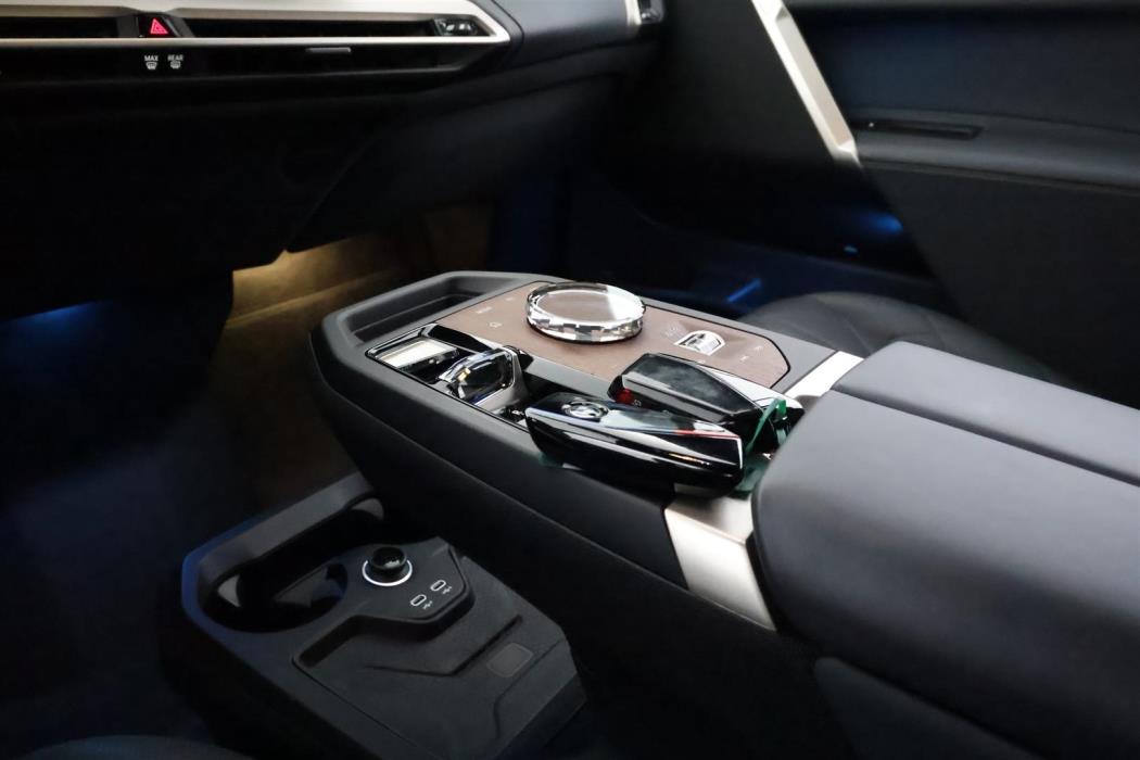 BMW iX 2022