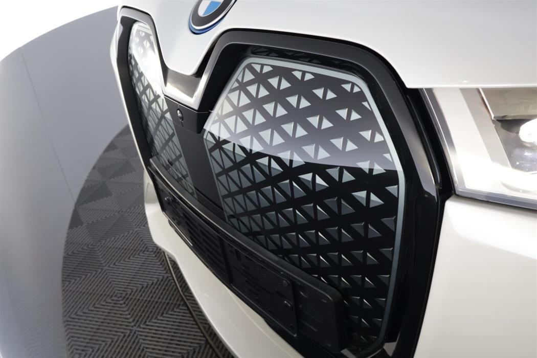 BMW iX 2022