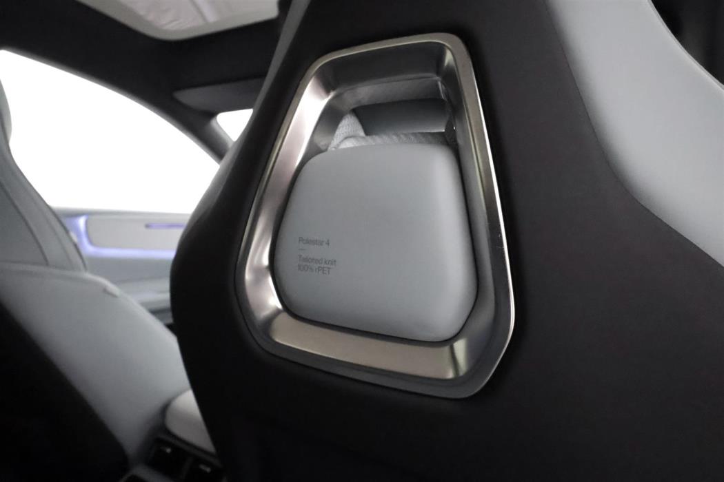 Polestar 4 2026