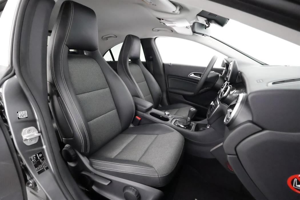 MERCEDES-BENZ CLA 2014