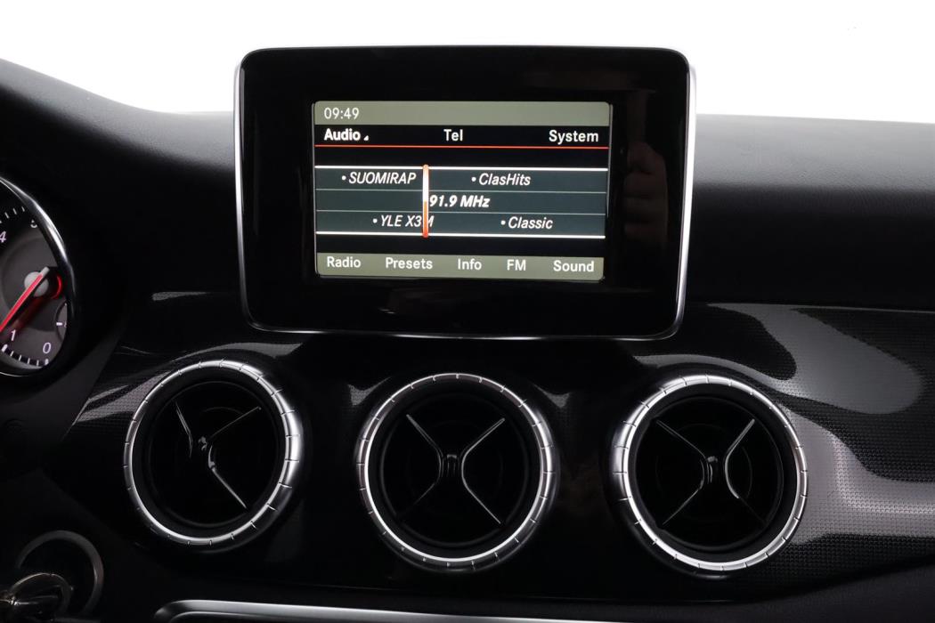 MERCEDES-BENZ CLA 2014