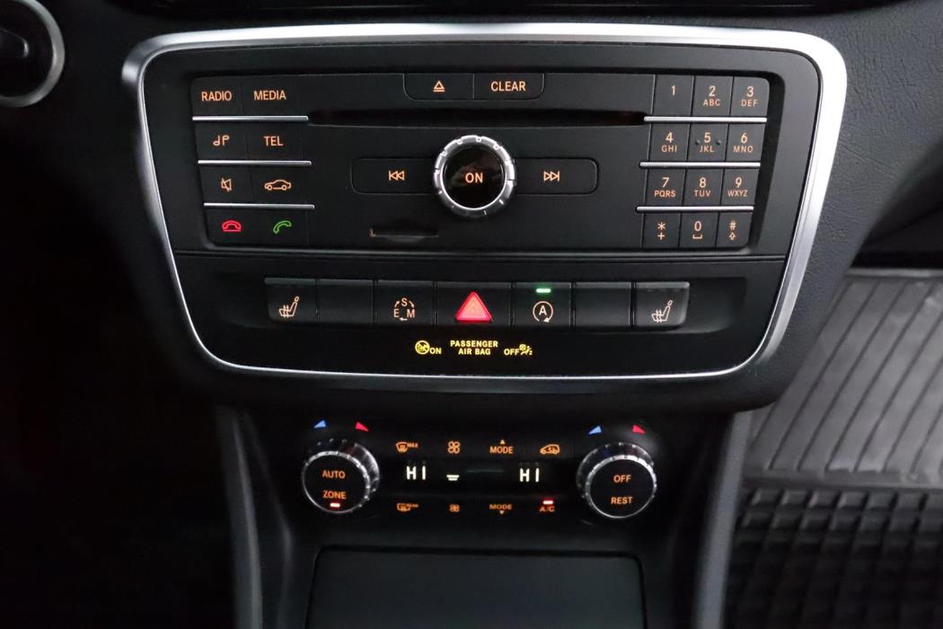 Mercedes-Benz CLA 2015