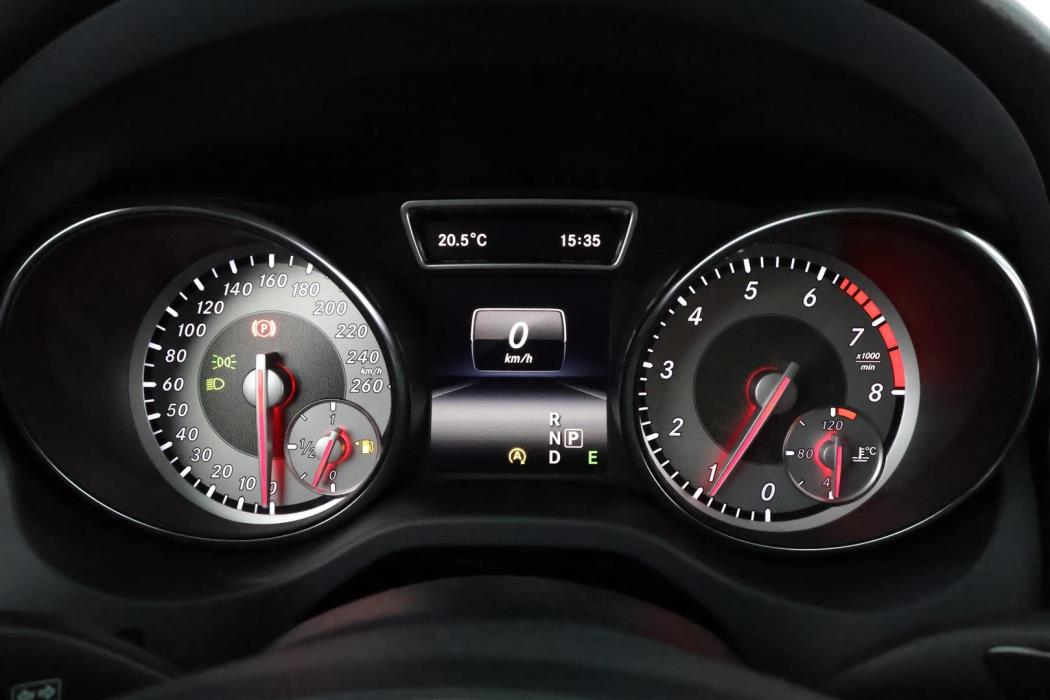 Mercedes-Benz CLA 2015