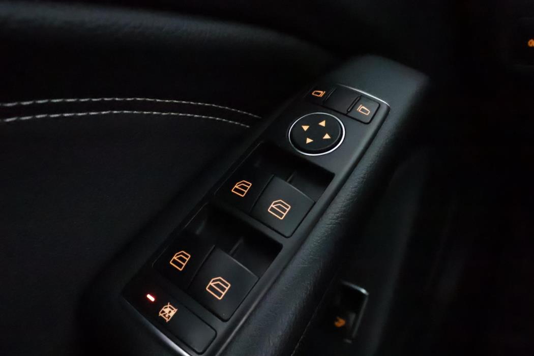 Mercedes-Benz CLA 2015