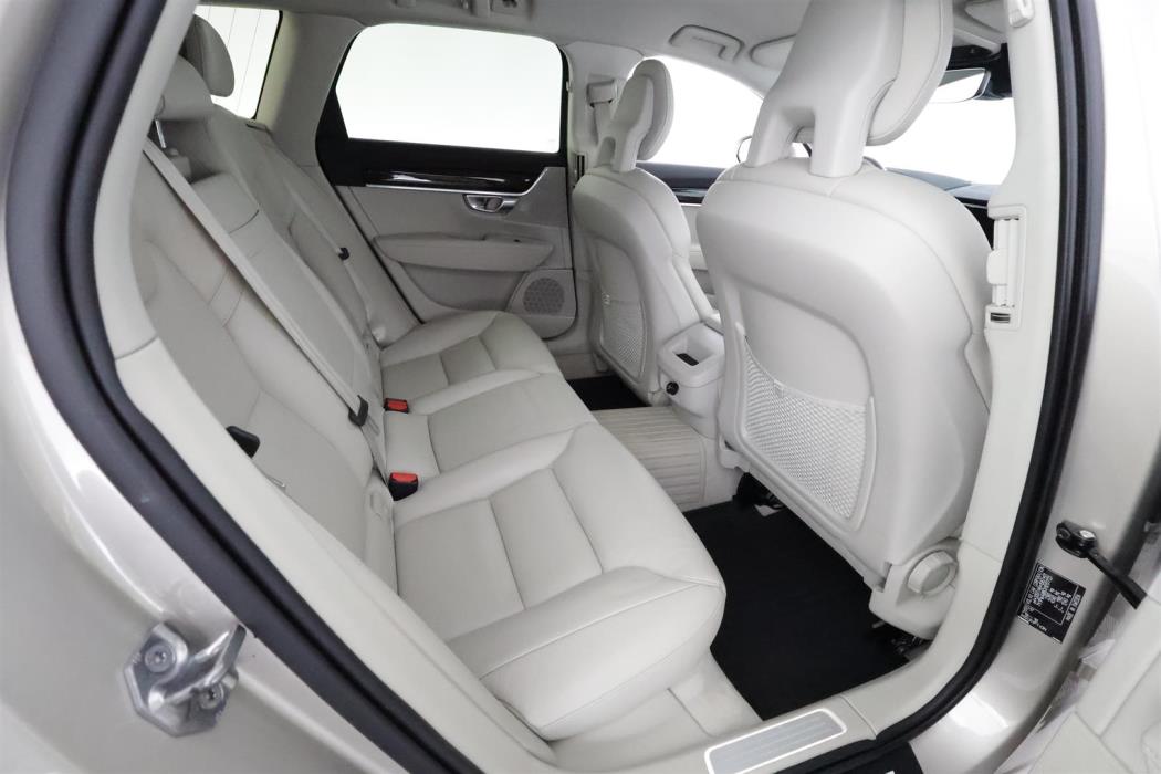 Volvo V90 2017