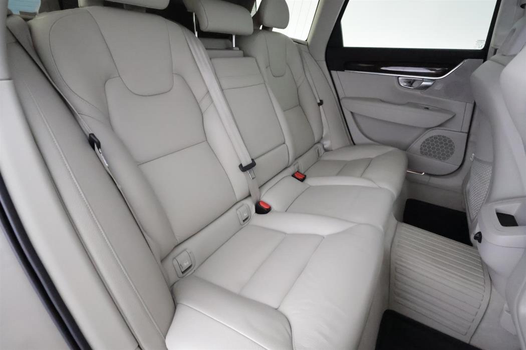 Volvo V90 2017