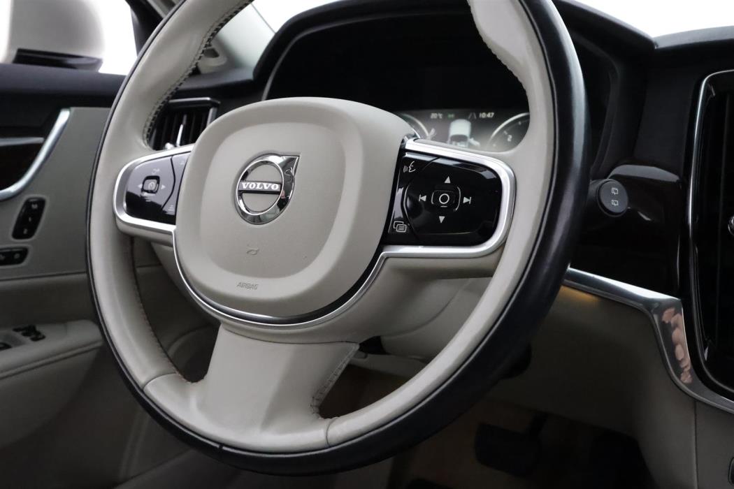 Volvo V90 2017