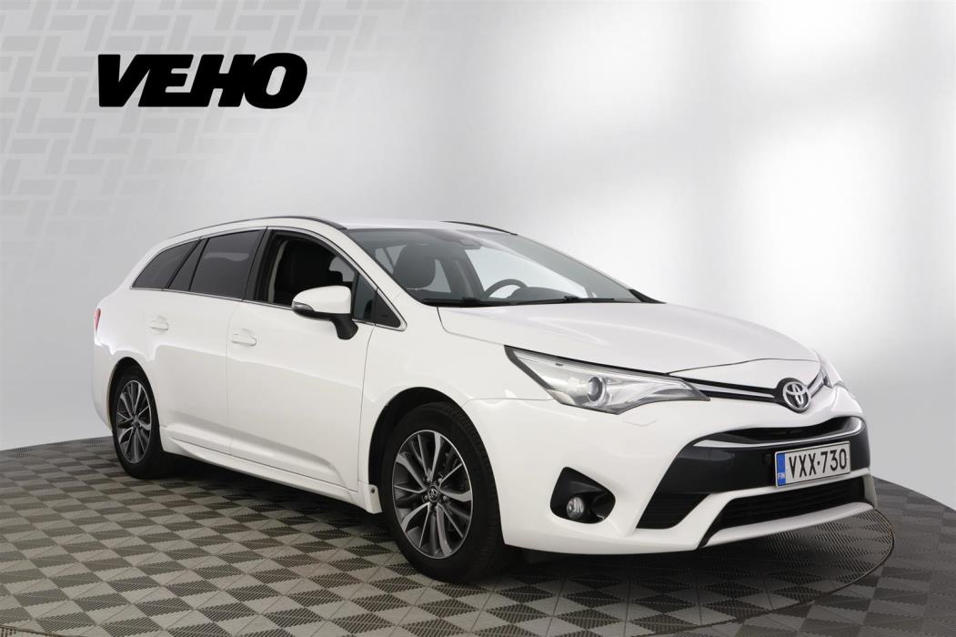 TOYOTA AVENSIS 2015