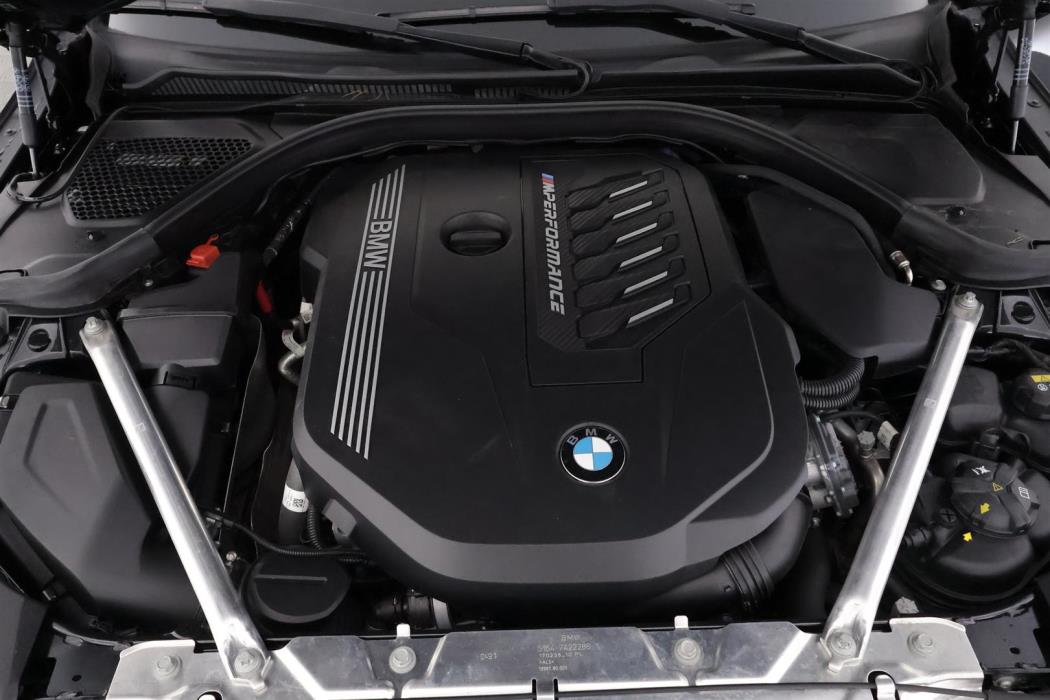 BMW M440i 2021