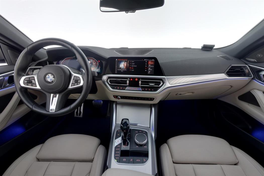 BMW M440i 2021
