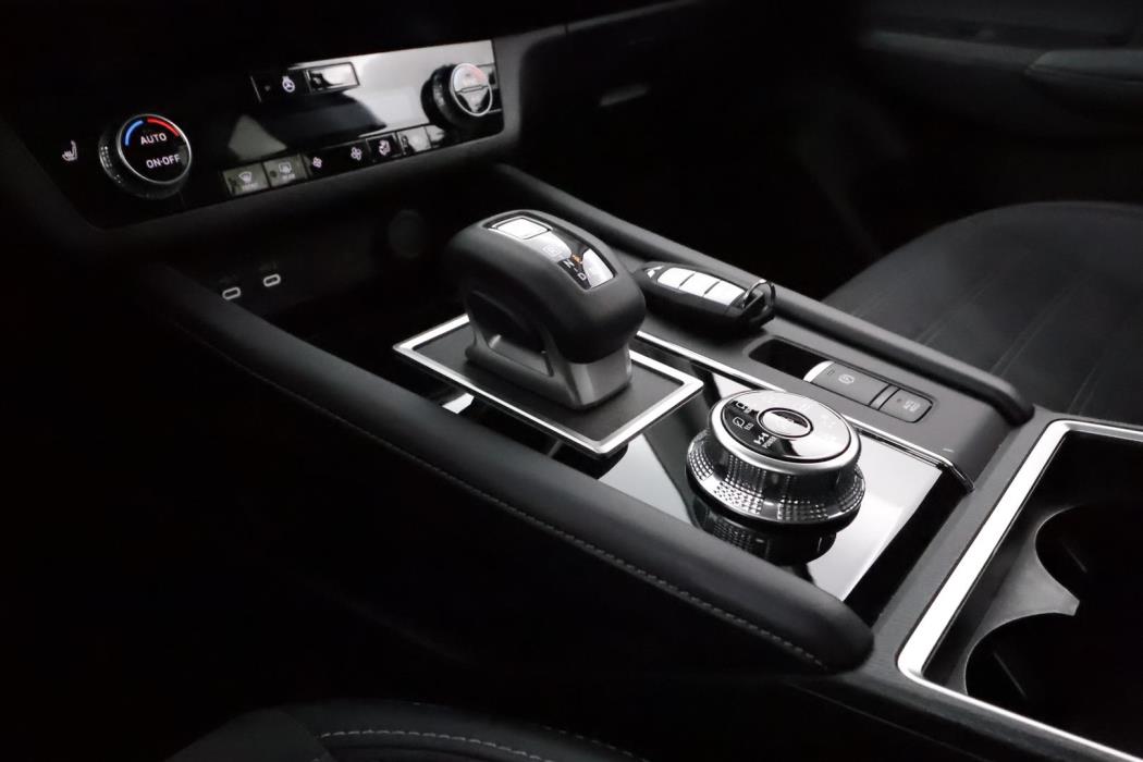 Mitsubishi Outlander 2025