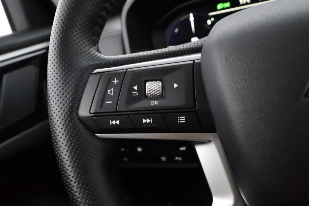 Mitsubishi Outlander 2025