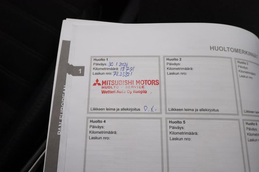 Mitsubishi Outlander 2025