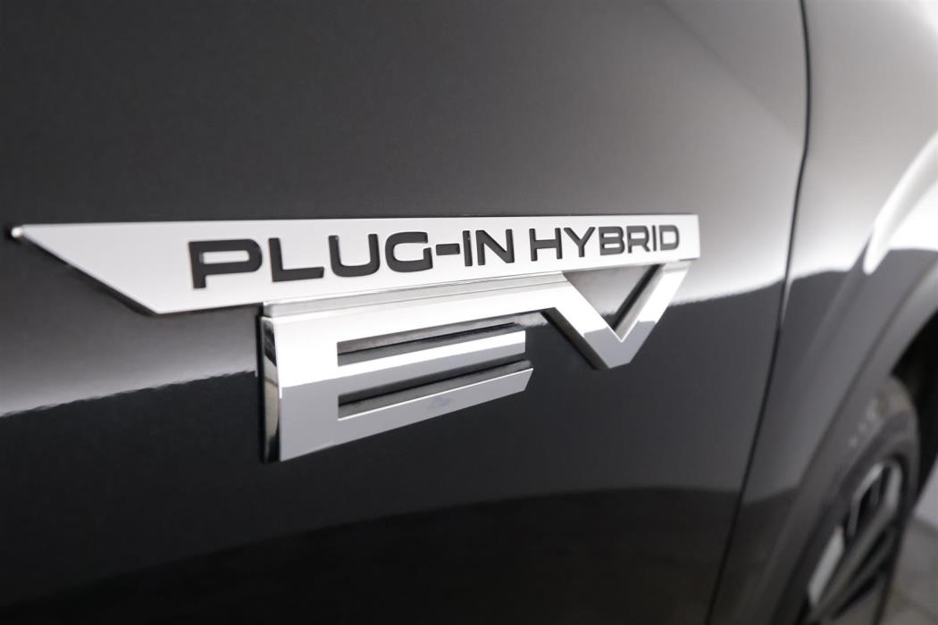 Mitsubishi Outlander 2025