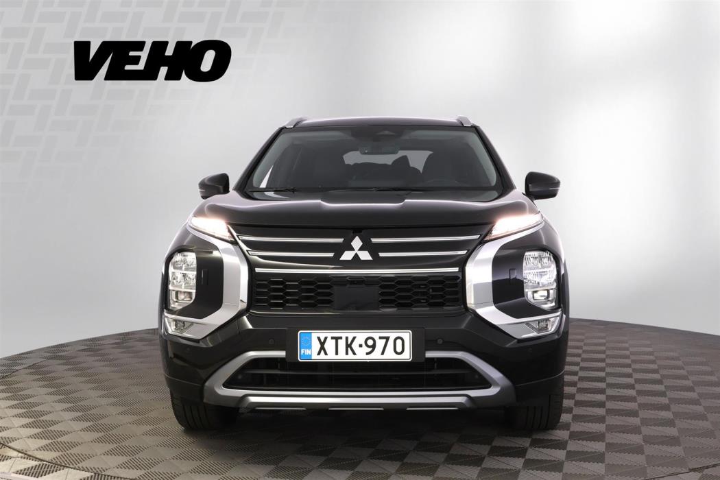 Mitsubishi Outlander 2025