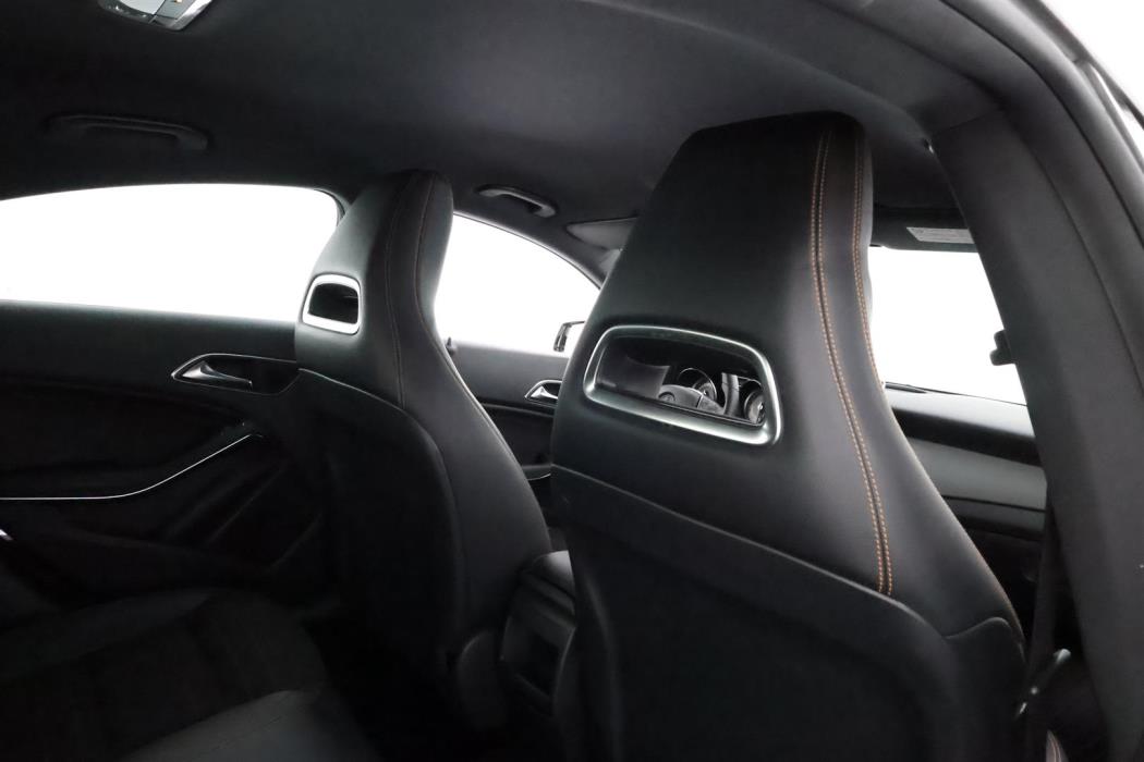 Mercedes-Benz CLA 2013