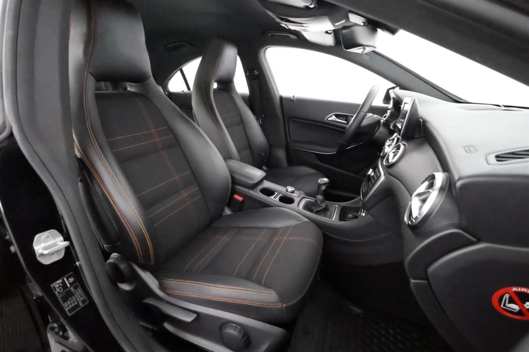 Mercedes-Benz CLA 2013