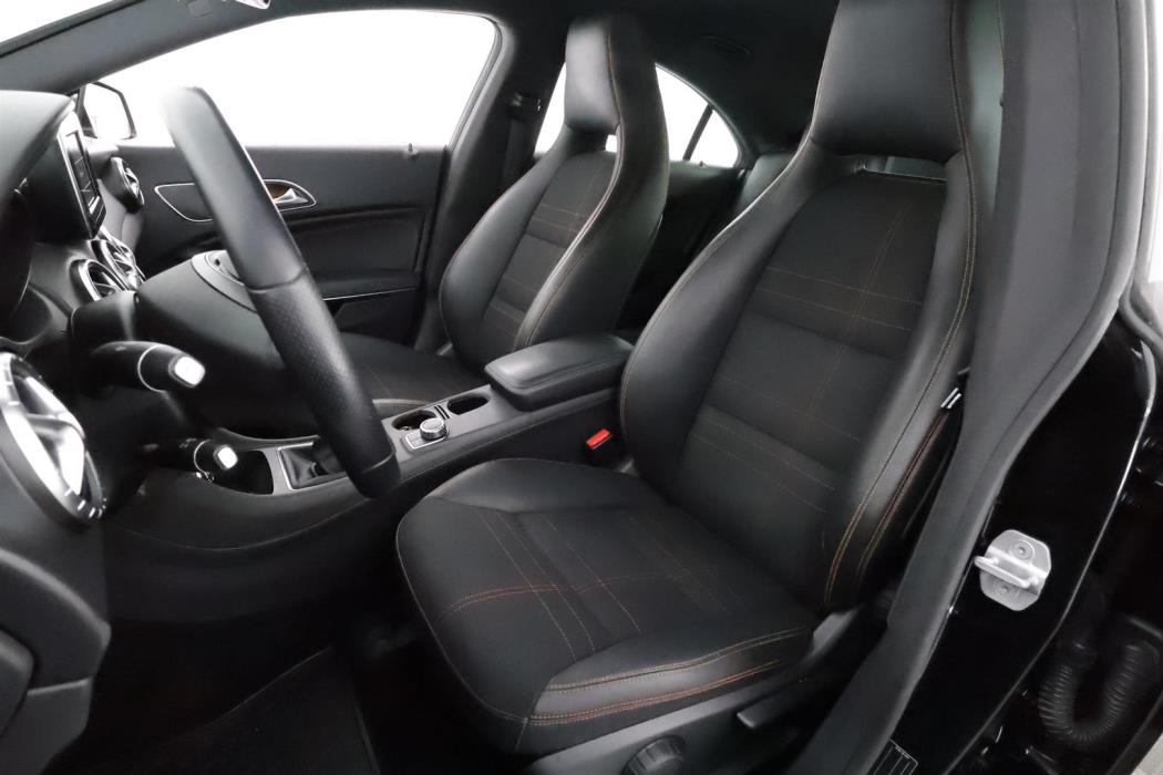 Mercedes-Benz CLA 2013
