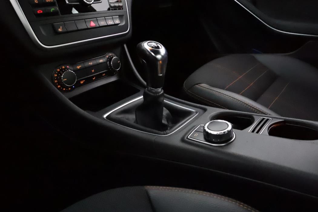 Mercedes-Benz CLA 2013