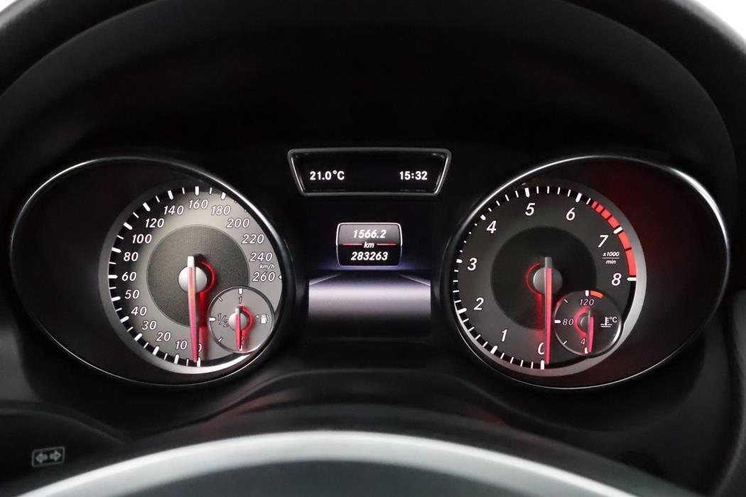 Mercedes-Benz CLA 2013