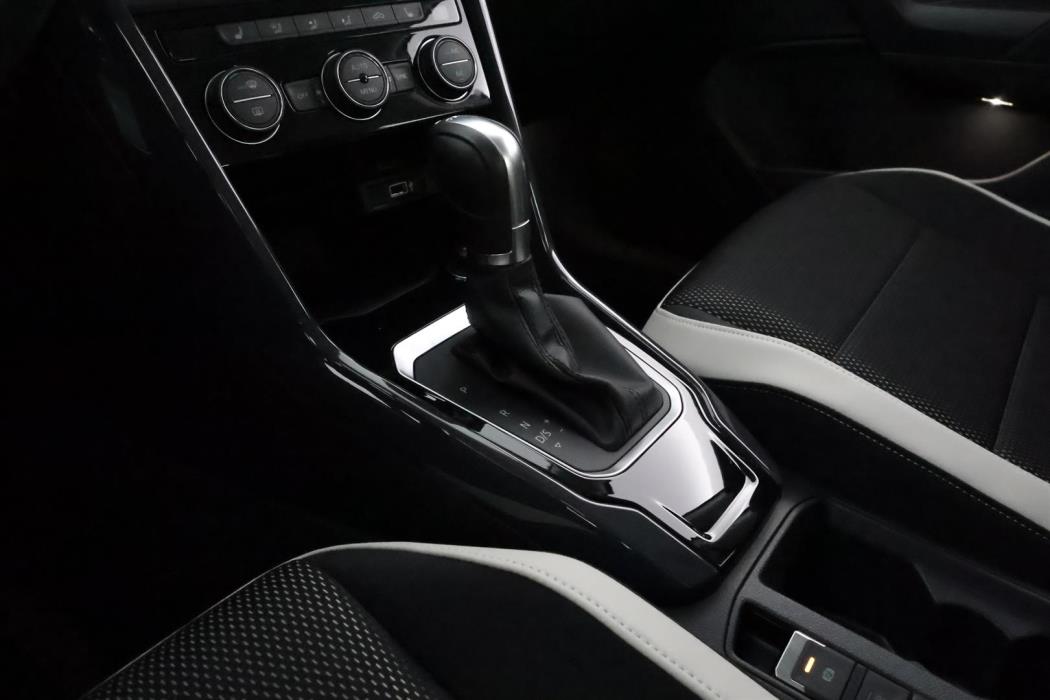 Volkswagen T-Roc 2019