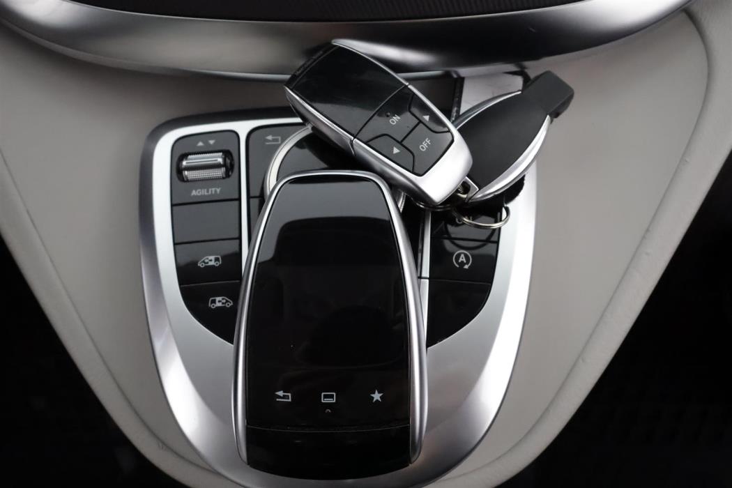 Mercedes-Benz V 2014