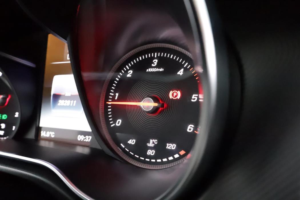 Mercedes-Benz V 2014