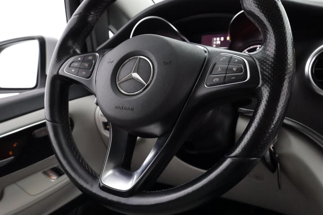 Mercedes-Benz V 2014
