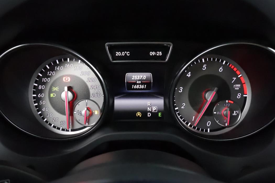 Mercedes-Benz CLA 2015