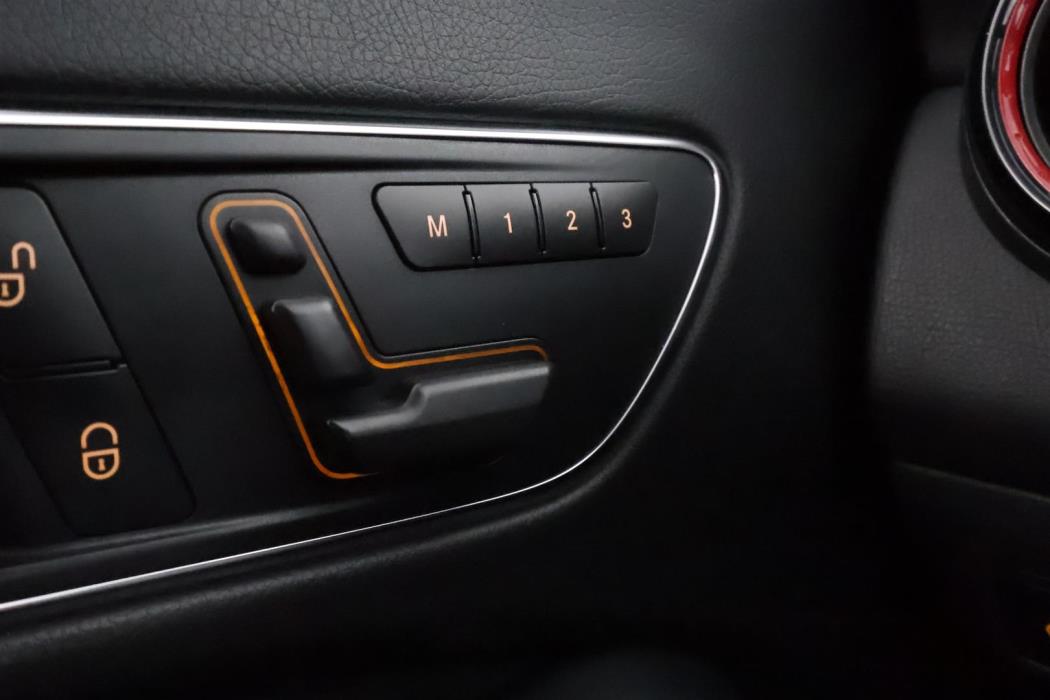 Mercedes-Benz CLA 2015