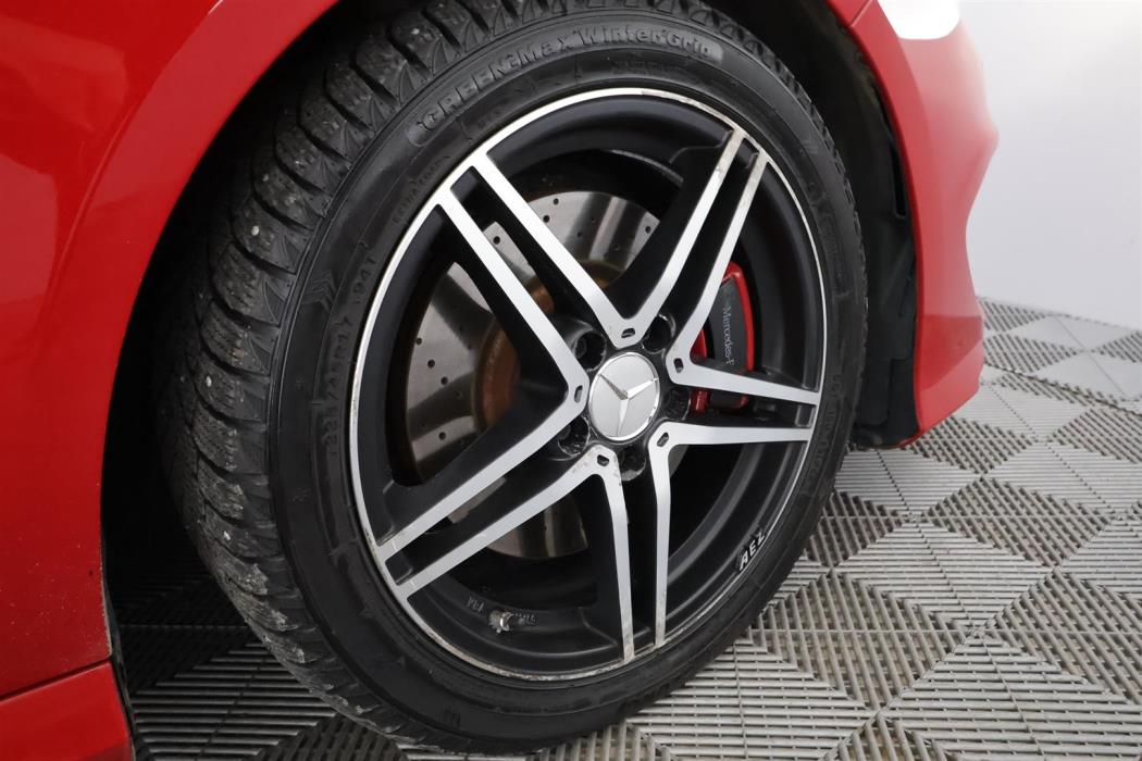 Mercedes-Benz CLA 2015