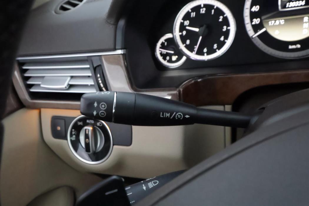 MERCEDES-BENZ E 2011