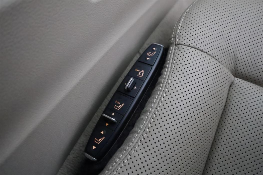 MERCEDES-BENZ E 2011