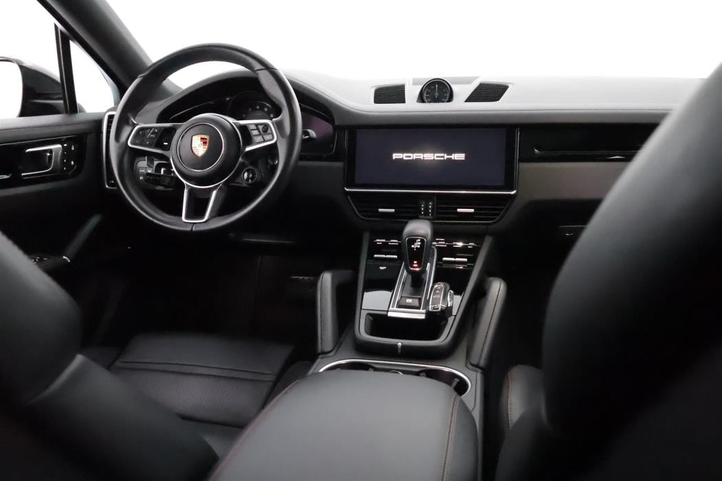 Porsche Cayenne 2022