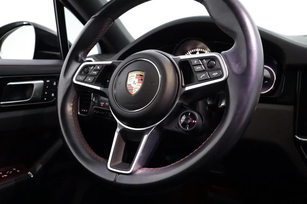 Porsche Cayenne 2022